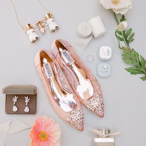 Badgley Mischka Women's Lailah Ballet Flat powder pink size 7